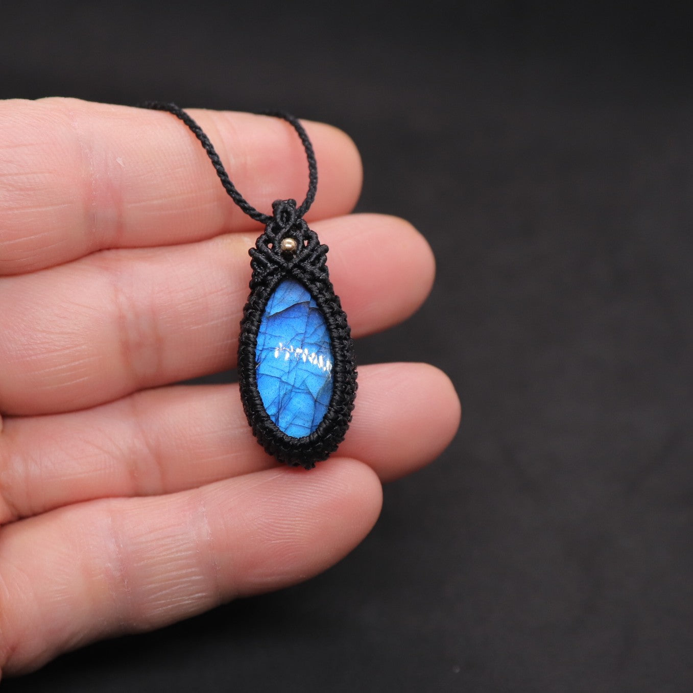 ブルーラブラドライトマクラメネックレスml35 – 天然石屋 優月堂