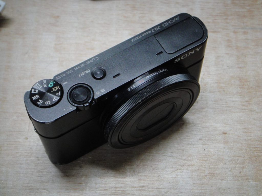 SONY Cyber-shot DSC-RX100 “電源を入れなおしてください” 修理