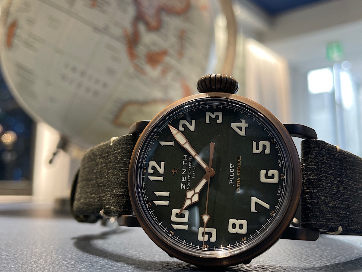 カーキ文字盤×ブロンズケースが渋い！ゼニスの『パイロット タイプ20