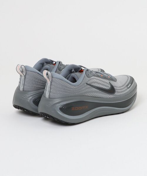 NIKE（ナイキ） スニーカー VOMERO PLUS ズーム ボメロ プラス MHV8150