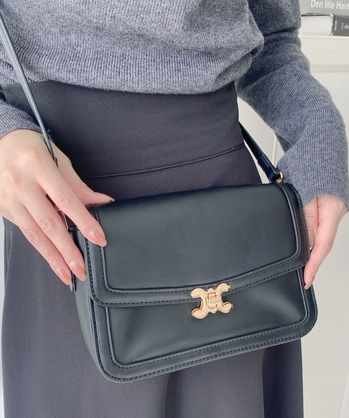 moment+ ショルダーバッグ バッグ 「累計販売枚数1万枚突破