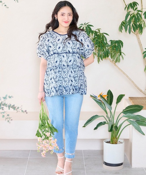 Chesty（チェスティ） ブラウス シャツ フラワー刺繍フレアブラウス