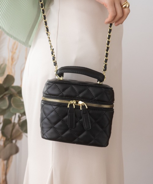 Ada. ショルダーバッグ バッグ キルティング バニティ ショルダー