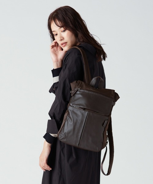 Y'SACCS（イザック） デイバック リュック ナイロン×レザーリュック