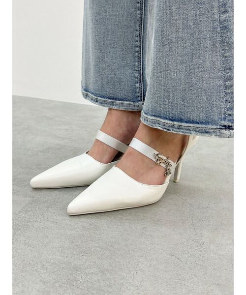GYDA（ジェイダ） パンプス heelストラップモチーフ付きポインテッド