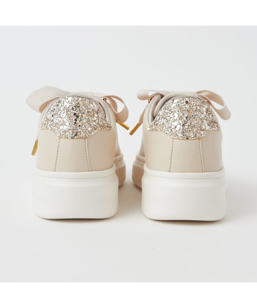 diana（プラスダイアナ） スニーカー パールビジュー付きリボン