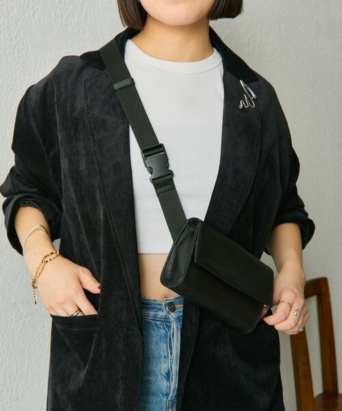 ear PAPILLONNER（イア パピヨネ） ショルダーバッグ バッグ