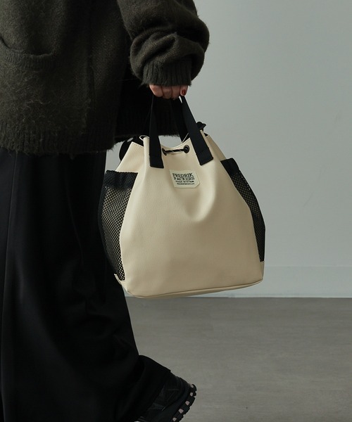 FREDRIK PACKERS（フレドリックパッカーズ） ショルダーバッグ バッグ