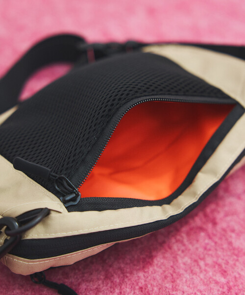 KiU（キウ） ショルダーバッグ メンズ レディース : ZOZOTOWN Yahoo!店