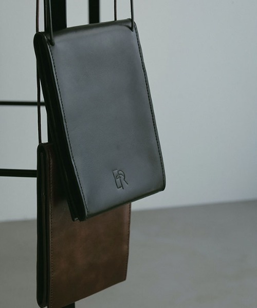 ETRE TOKYO（エトレトウキョウ） ショルダーバッグ バッグ レザー