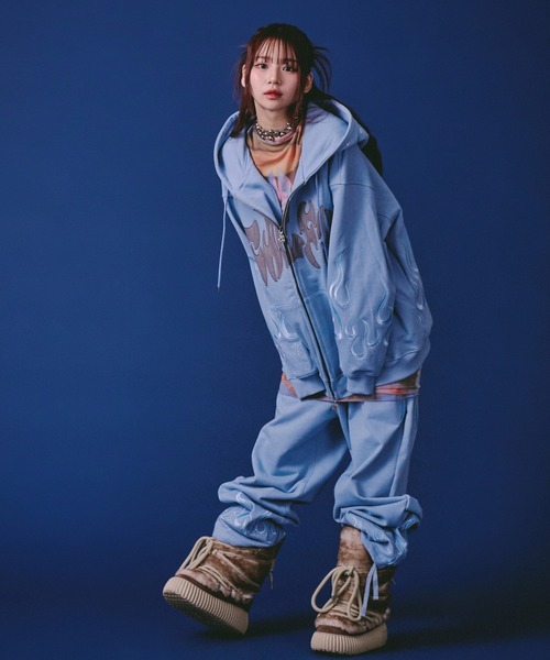 GALFY（ガルフィー） パーカー GALFY-ファイヤーピカピカZIPパーカー