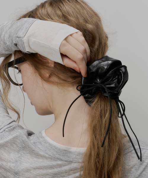 Su1.（スイ） シュシュ 「Su1.」スウェードリボン×フェイクレザー