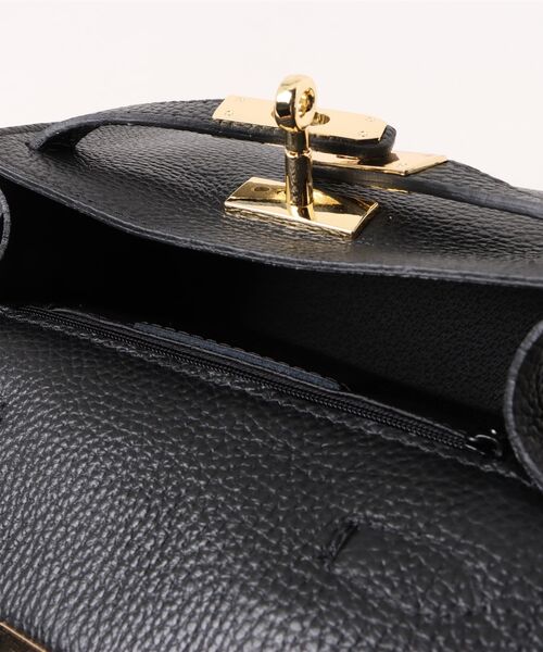 AULENTTI（オウレンティ） ショルダーバッグ バッグ 「AULENTTI