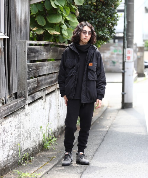 COMMON EDUCATION（コモンエデュケーション） ダウンジャケット ダウン