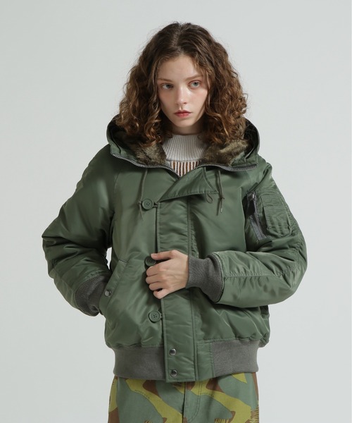 AVIREX（アヴィレックス） ミリタリージャケット モッズコート 「WOMAN