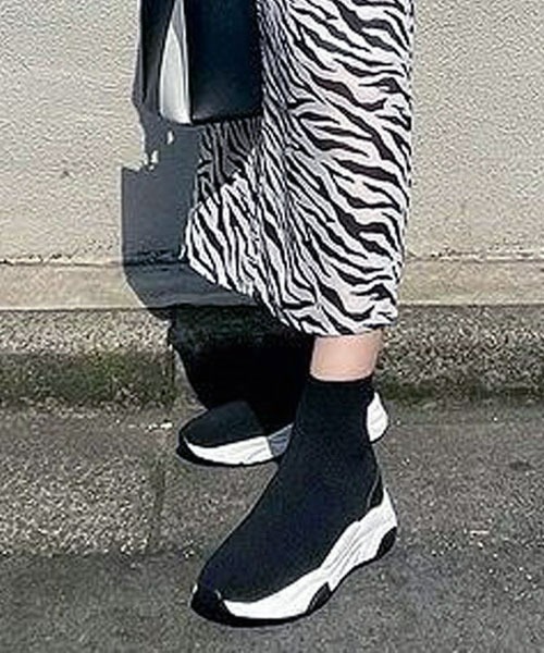 diana（プラスダイアナ） ブーツ 軽量ニットソックススニーカーブーツ