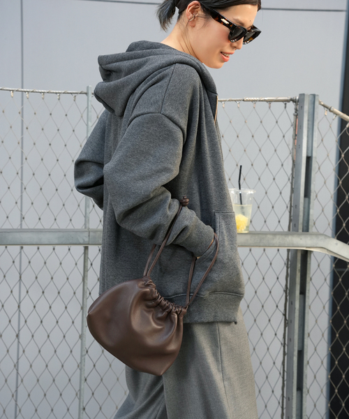 CELERI ショルダーバッグ バッグ 「CELERI/セルリ」SMALL POUCH