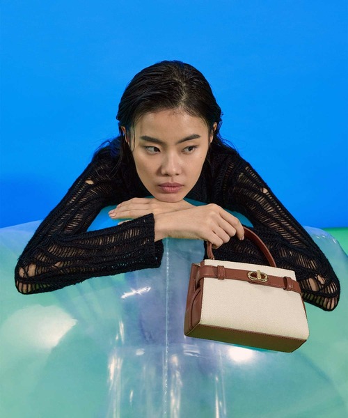 CHARLES ＆ KEITH（チャールズ&キース） ハンドバッグ Aubrielle