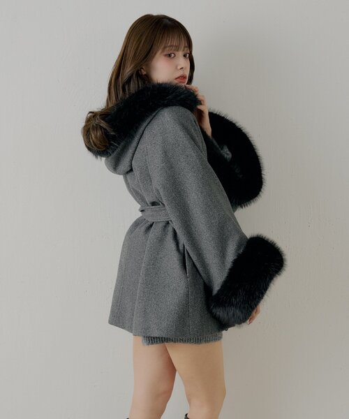 Chico（チコ） ポンチョ 「4色展開」ファー襟ケープコート レディース