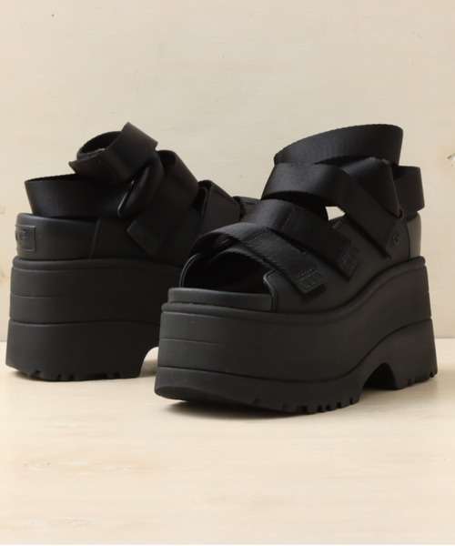 UGG Australia（アグオーストラリア） サンダル UGG W GOLDENRISE