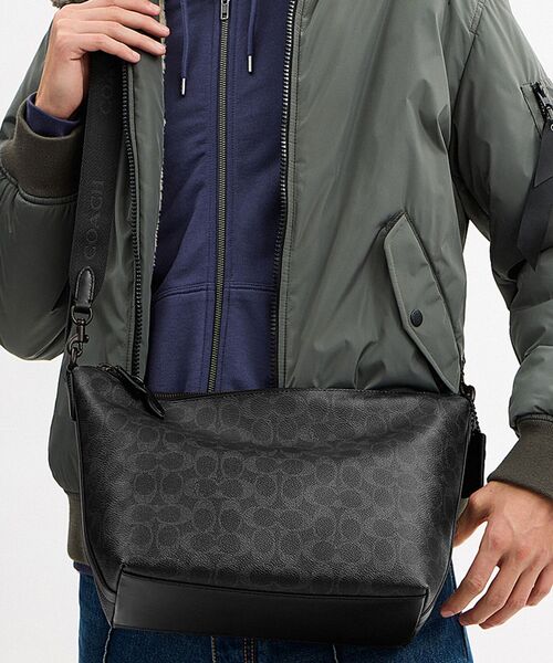 COACH（コーチ） ショルダーバッグ トップ ジップ メッセンジャー