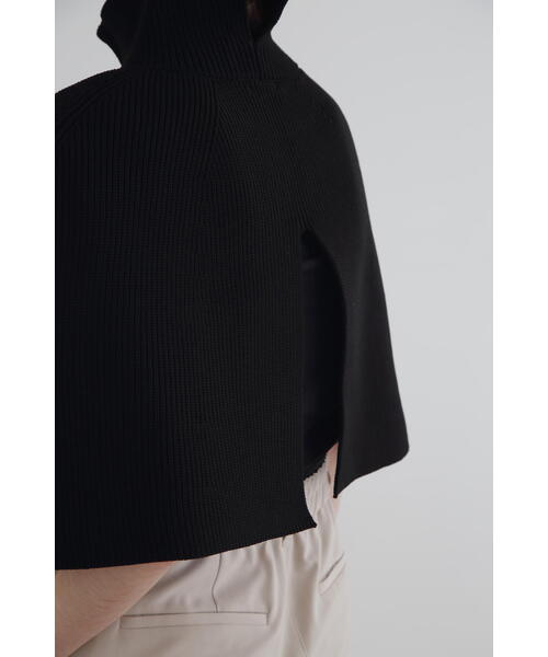 LE PHIL（ル フィル） ニット セーター スポンディッシュケープ