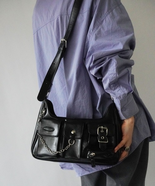 Port（ポート） ショルダーバッグ バッグ 「 」 チェーン デザイン