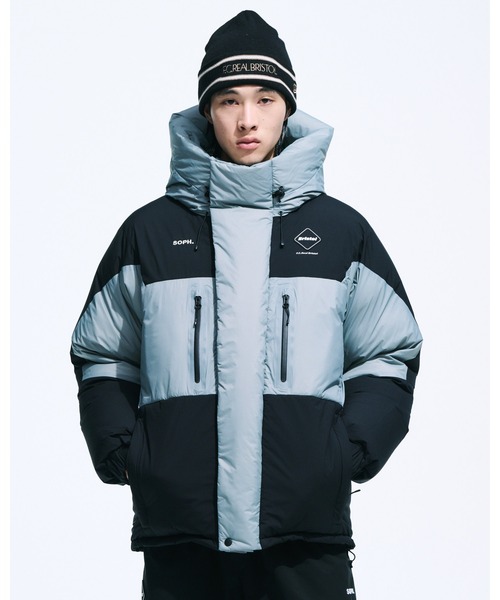 F.C.Real Bristol（エフシーレアルブリストル） ダウンジャケット