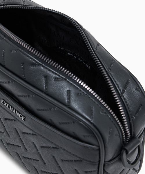 ARMANI EXCHANGE ポーチ 「A|X アルマーニ エクスチェンジ」エンボス