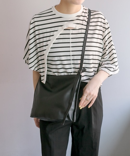 ear PAPILLONNER（イア パピヨネ） ショルダーバッグ バッグ 「本革