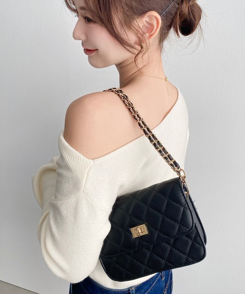 moment+ ショルダーバッグ バッグ フェイクレザーキルティング