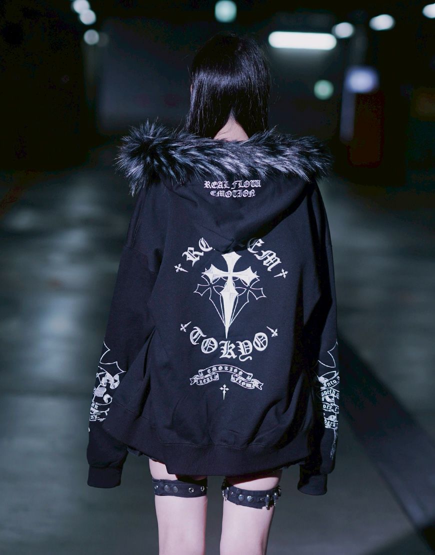 REFLEM【レフレム】ファー付きクロス刺繍ジップアップパーカー/全3色