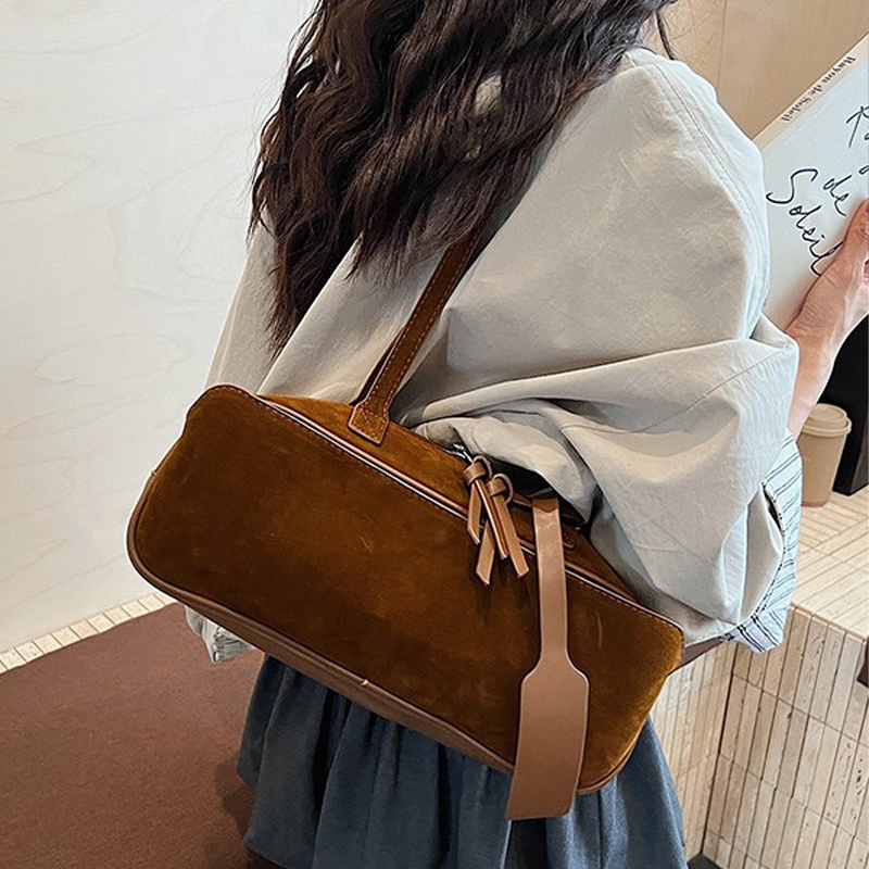 Brand Designer Boston Bag High-quality Suede Pillow Bag Stylish