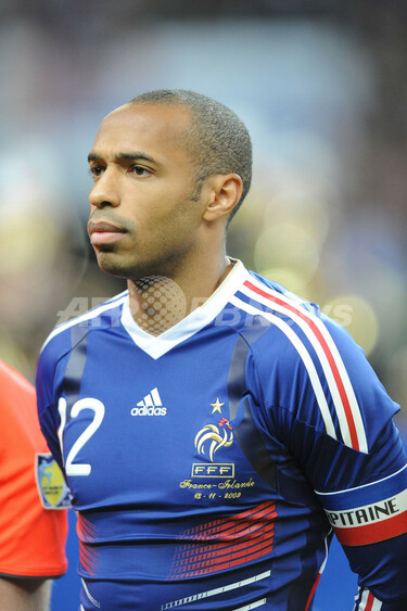 FIFA アンリを処分せず、ハンド問題で 写真1枚 国際ニュース：AFPBB News