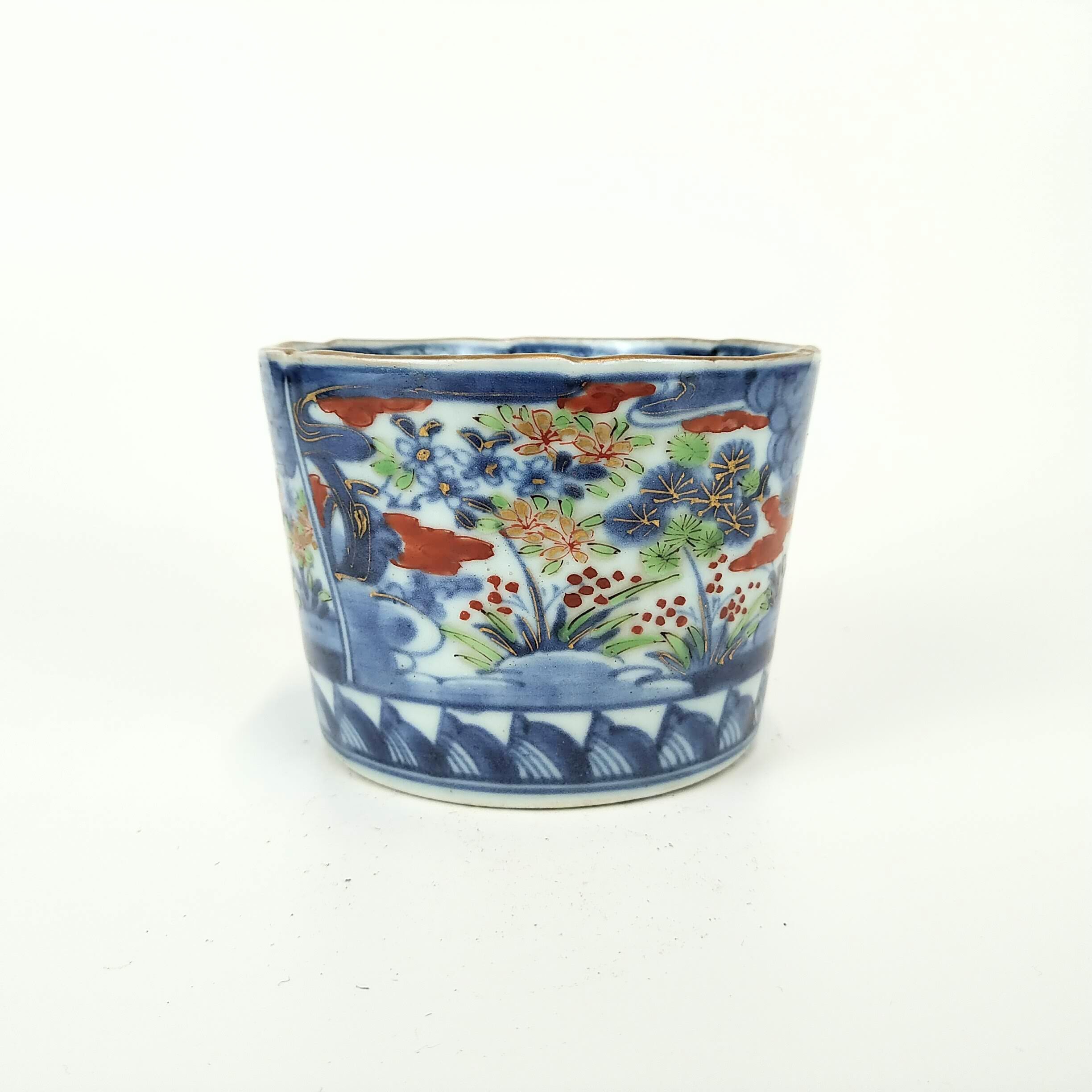 伊万里 染錦花文そば猪口 – 古美術西川