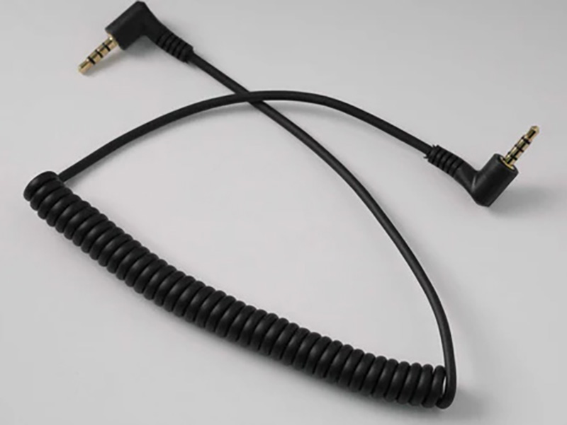 コイルタイプの分割キーボード用TRRSケーブルが990円 - AKIBA PC Hotline!