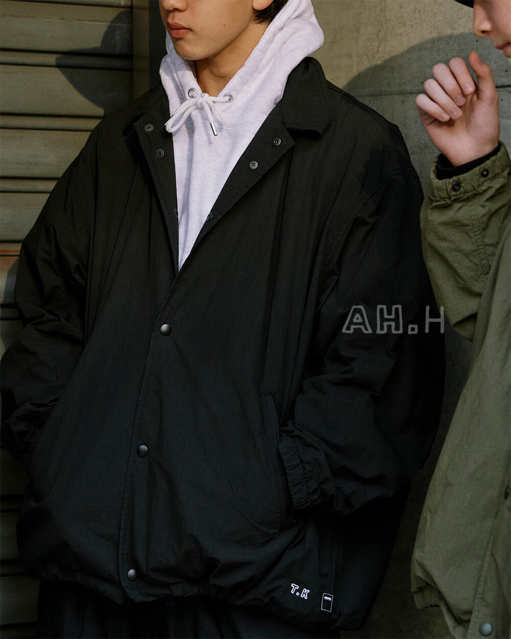 普通の服、 普通のスタイル。 Case 66 BROCHUREのコーチジャケットと