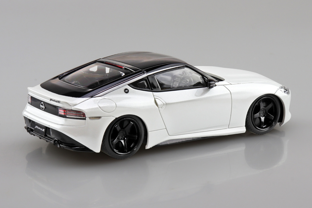 モテソルベ Nissan RZ34 Fairlady Z Custom Wheel (Prism White