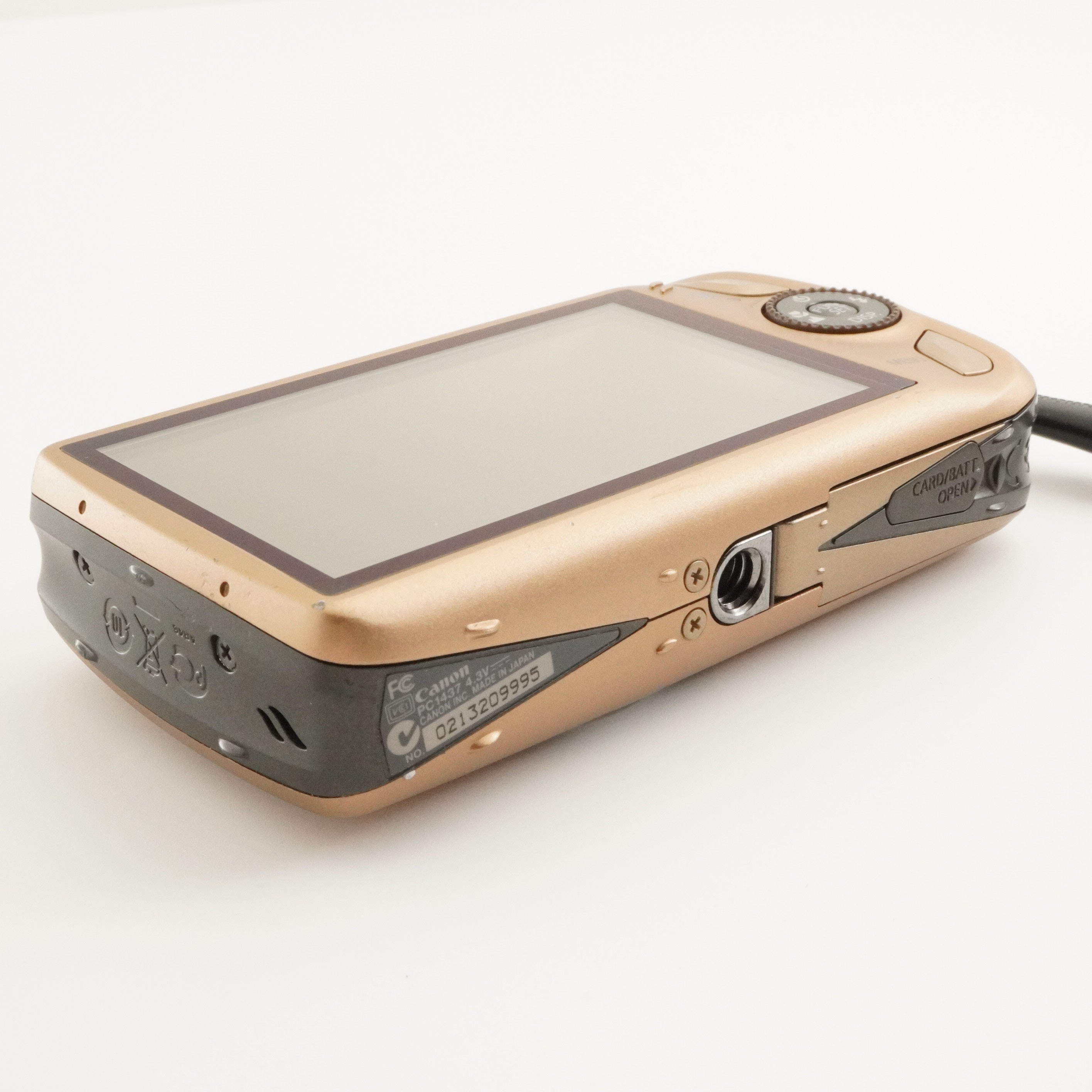 Canon IXY DIGITAL 930 IS Gold With 4GB SDHC Card Digital Camera