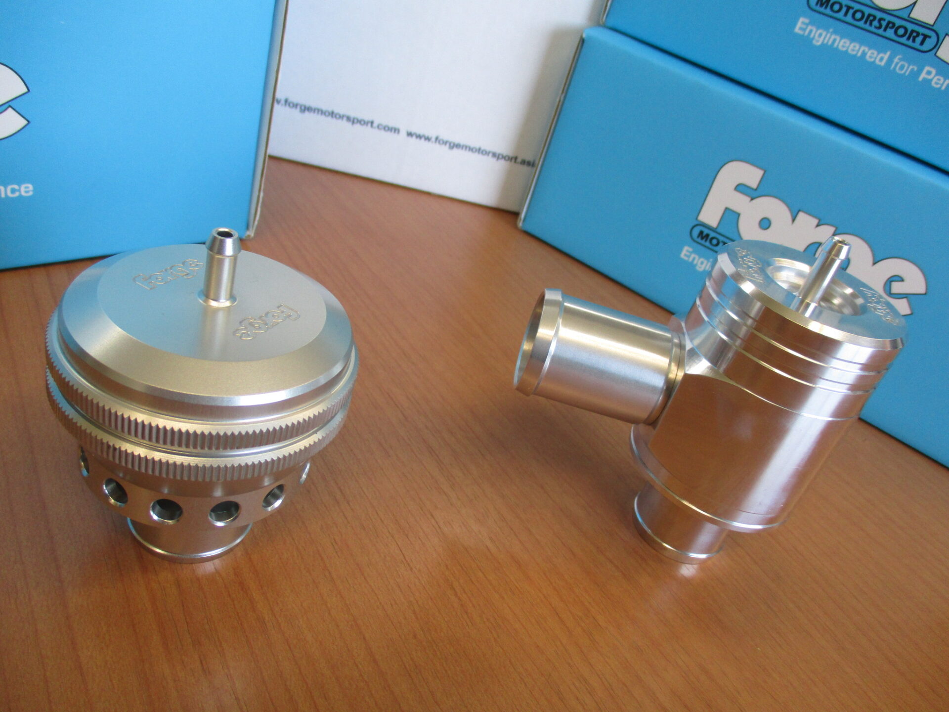 FORGE MOTORSPORT – ディバーターバルブ（リサーキュレーションバルブ