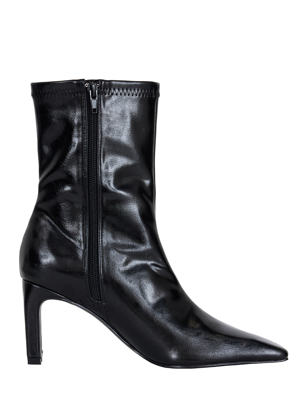 UND SQUARE TOE SHORT BOOTS