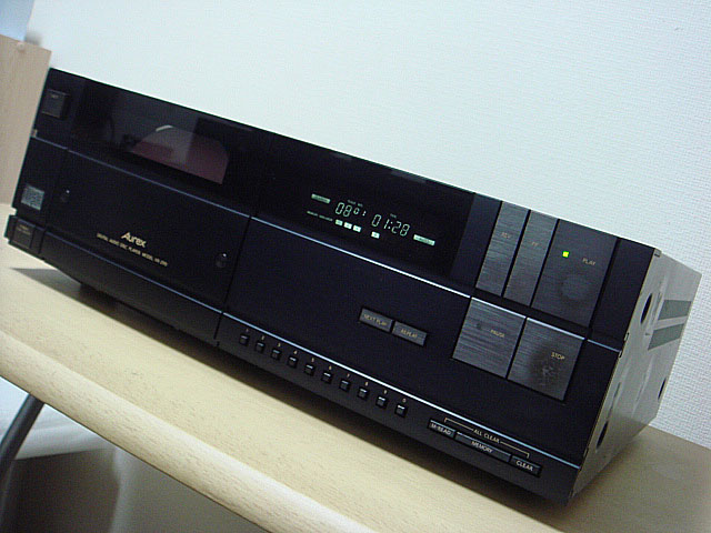 Aurex XR-Z90(東芝) 1982年 | 古いハードに囲まれて since2011