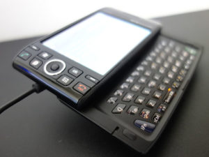 W-ZERO3 | 古いハードに囲まれて since2011