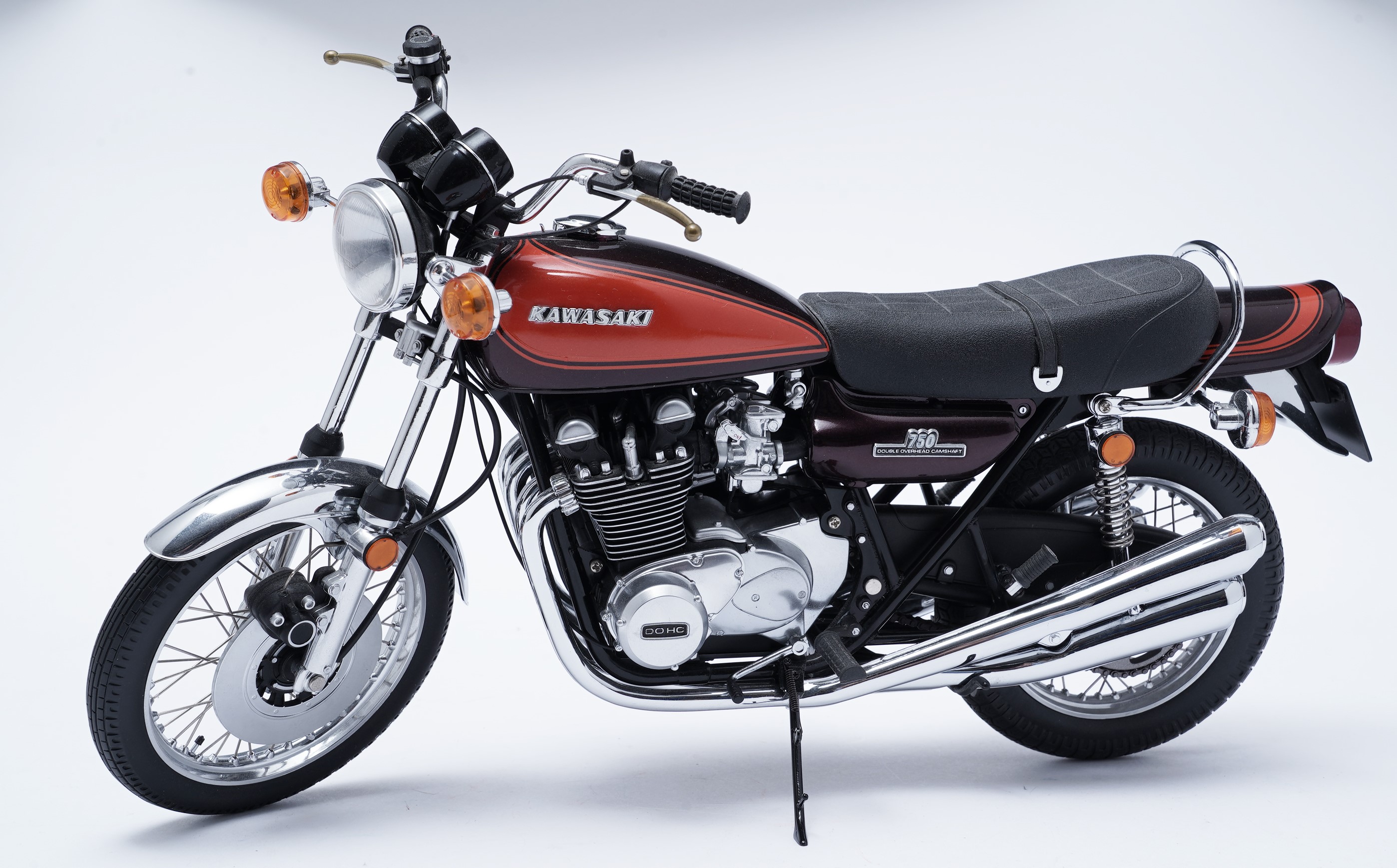 ミニチャンプス1/6 カワサキ Z2 750 RS SUPER 4 1973 Kawasaki