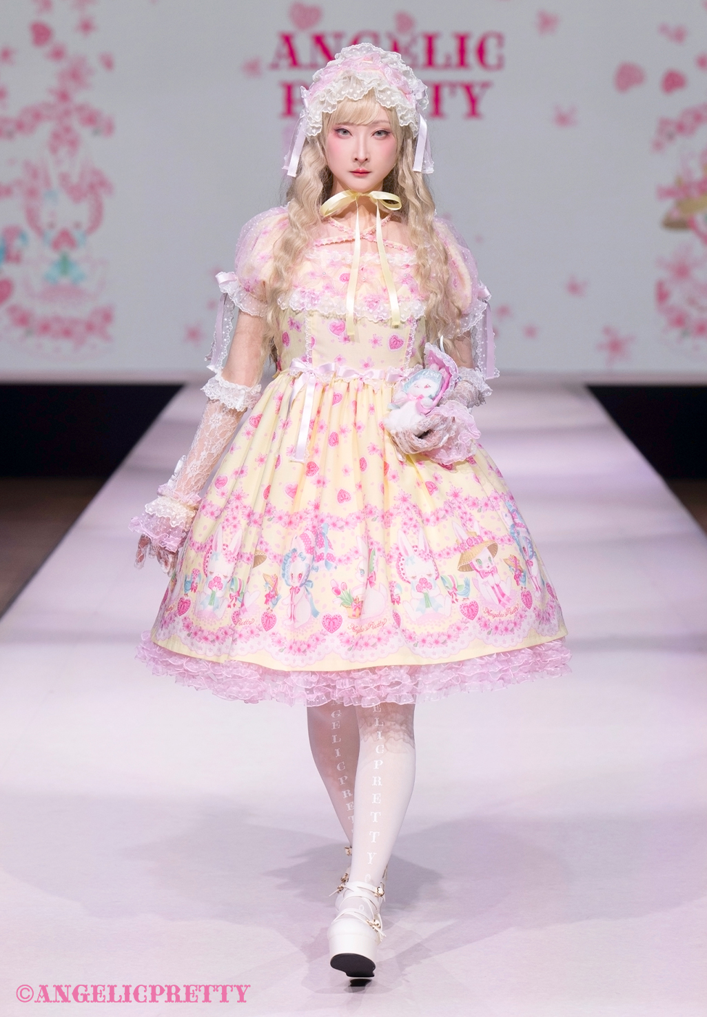 ANGELICPRETTY 2025 SPRING COLLECTION FASHION SHOW