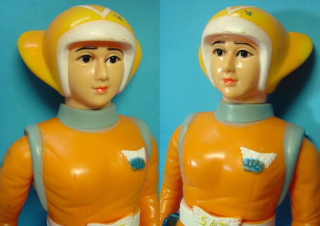 トリプルファイター SAT隊員（女性） ソフビ人形 ブルマァク 円谷