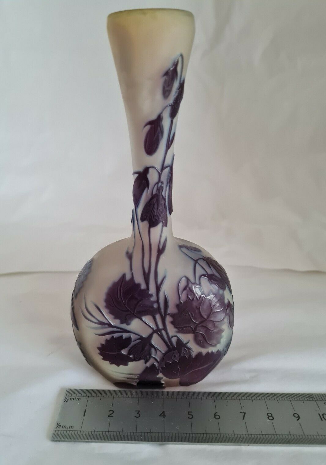 H*o様 お買い得 EmileGalleエミールガレ 花瓶 カメオ彫 フワラーベ H*o