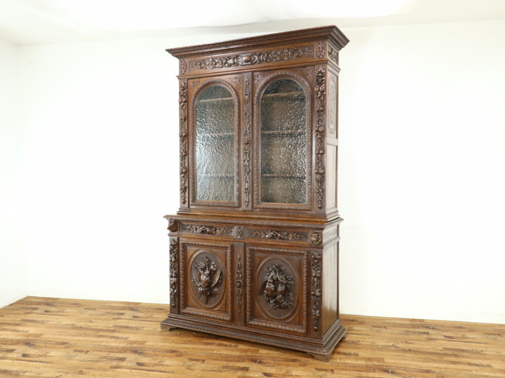 圧倒されるような存在感 フランスアンティーク ルネサンスリバイバル