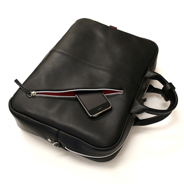 ASCII.jp：ずっと持ち続けたくなる総革製のブリーフバッグ