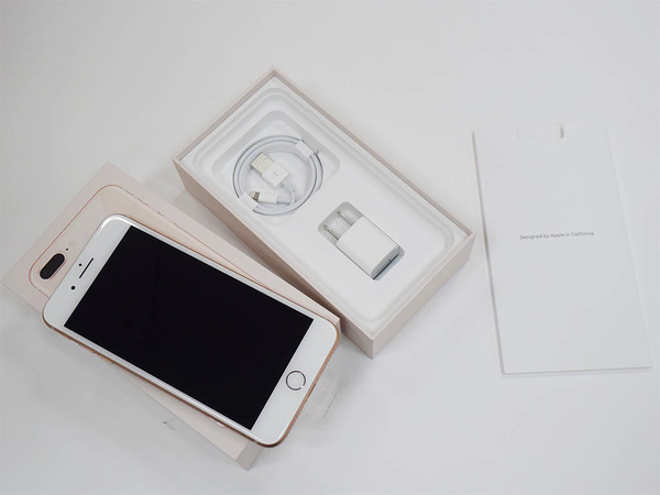 ASCII.jp：iPhone 8の魅惑のゴールドはiPhone X待ちの人に危険